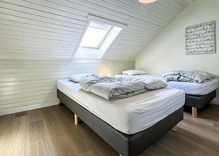 2 Bedroom In Holiday home *