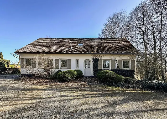 Holiday home 2 Bedroom In Rendeux